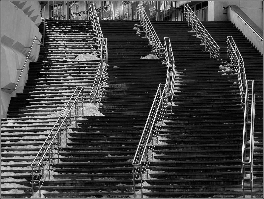 Они идут. - Сергей Савич.