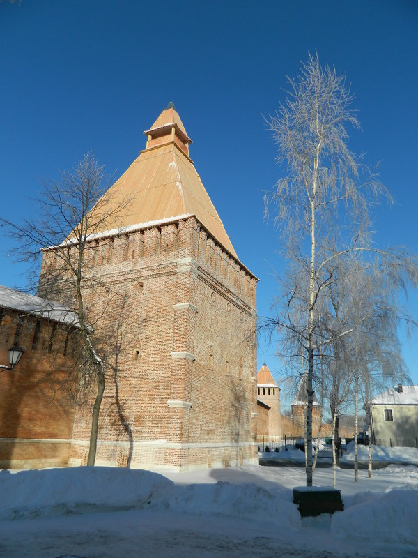 Крепостная стена. Башня Никольские ворота - Маргарита Королева