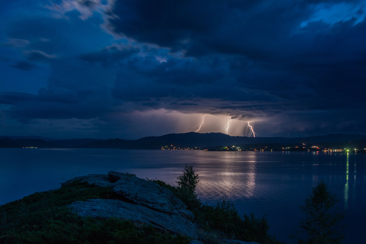 Thunderstorm - Sergey Oslopov 