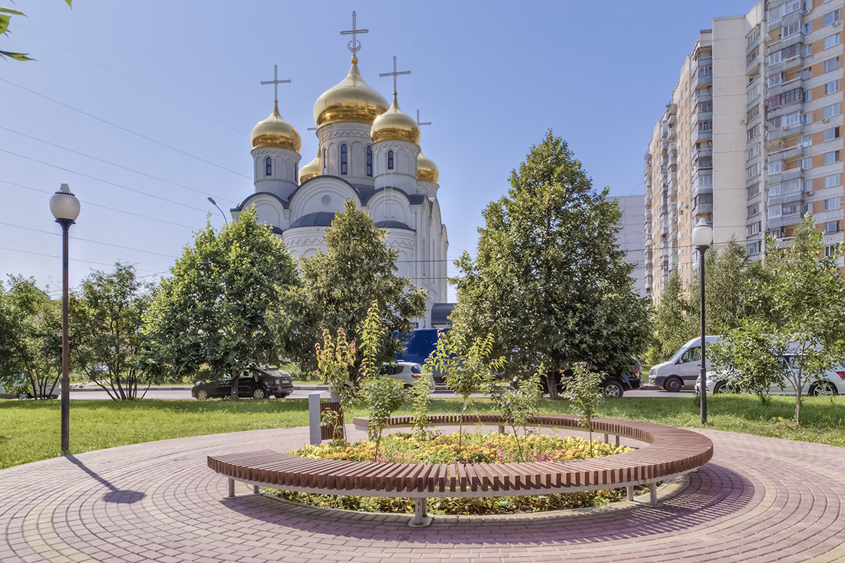 Москва. Храм Всемилостивого Спаса в Митино. - В и т а л и й .... Л а б з о'в