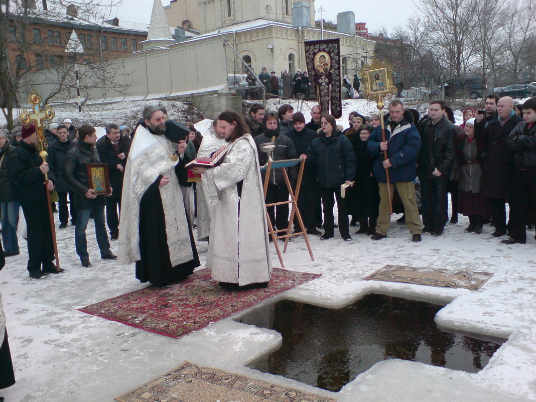 ВОДОСВЯТИЕ /фото с телефона/ - Виктор Никитенко