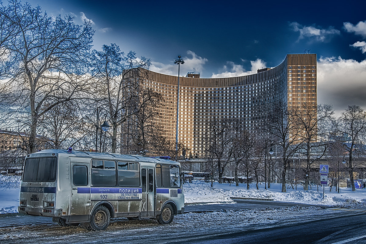 Москва.Гостиница "Космос". Февраль. - Игорь Герман