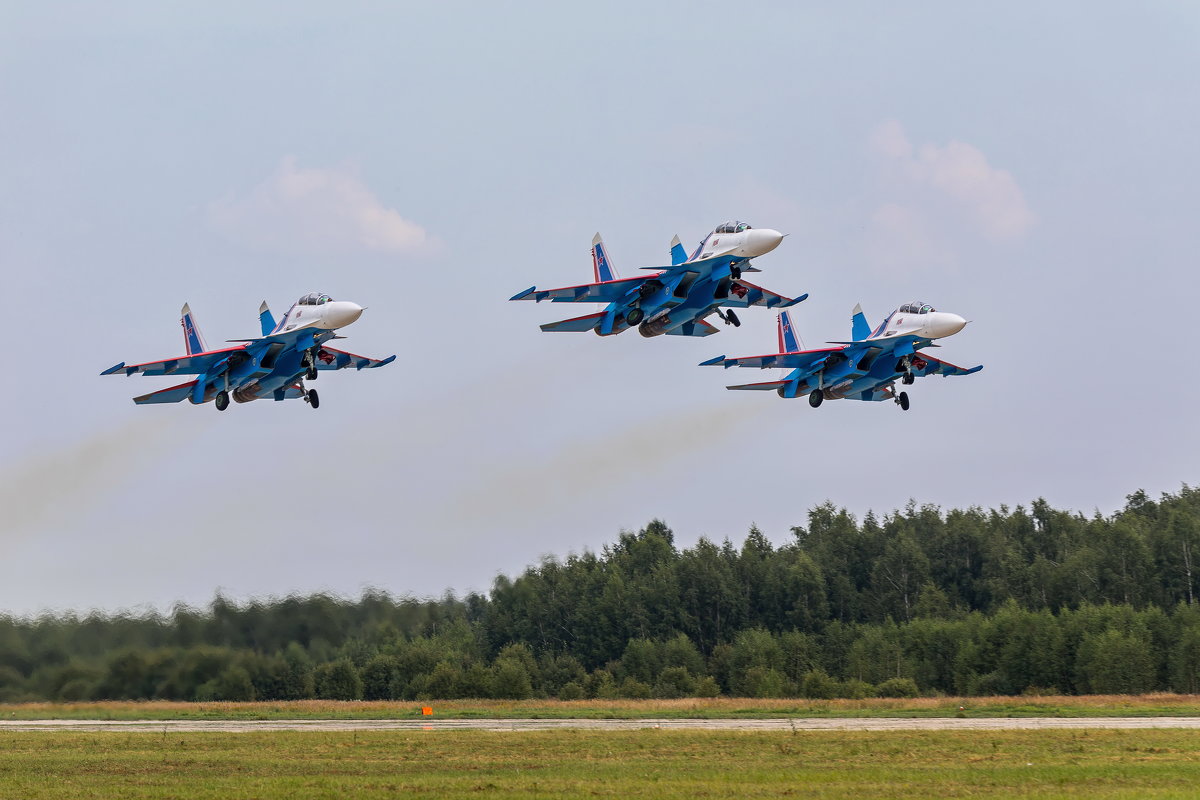 армия 2017(аэродром Кубинка) - юрий макаров армия 2017(аэродром Кубинка) - юрий макаров