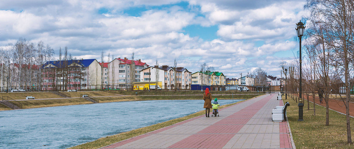 В парке - Любовь Потеряхина