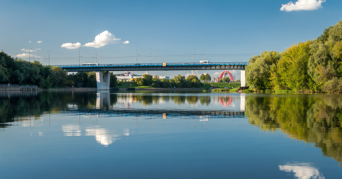 Москва - симметричная - Борис Калюжный