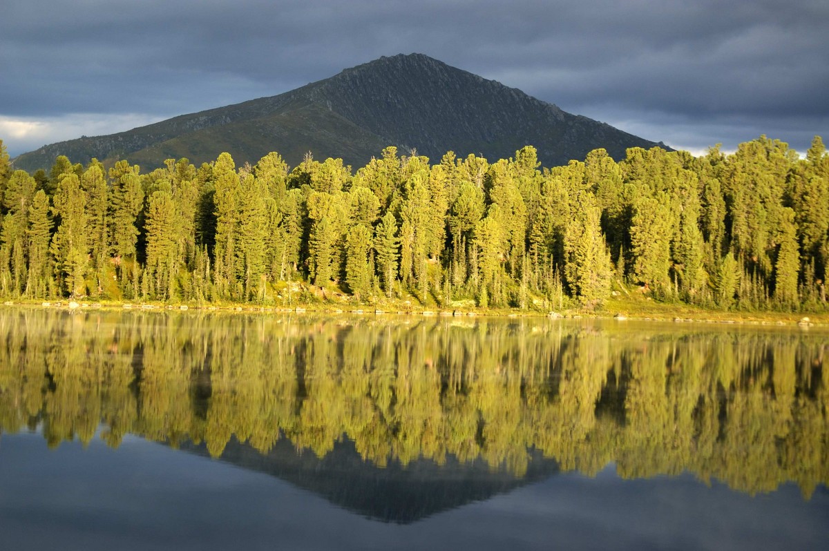 озеро светлое - Михаил Генаев озеро светлое - Михаил Генаев