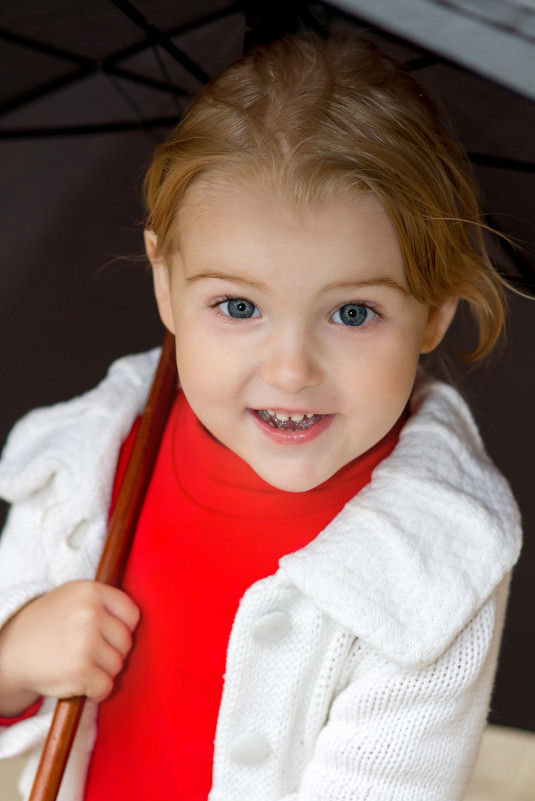 София не любит фотографироваться.. - Вера N