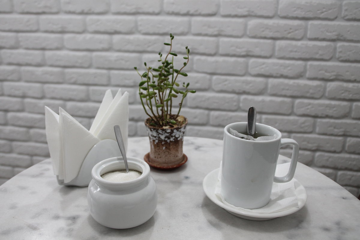 ....... - Евгений Гузов