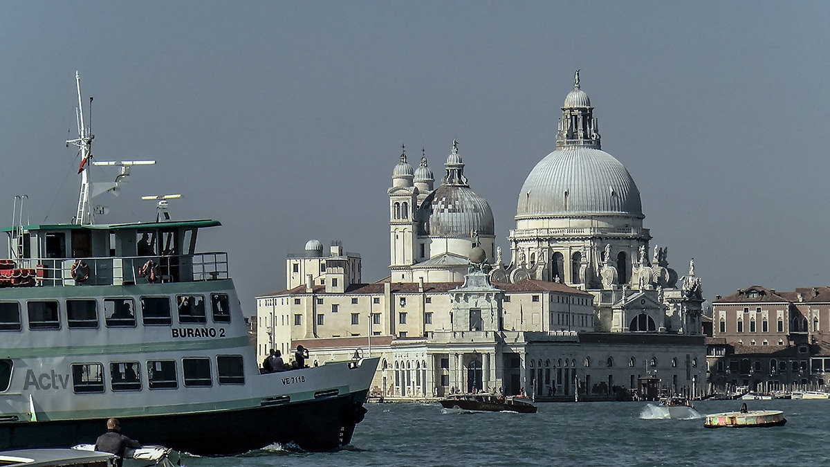 Venezia.Basilica di Santa Maria della Salute. - Игорь Олегович Кравченко