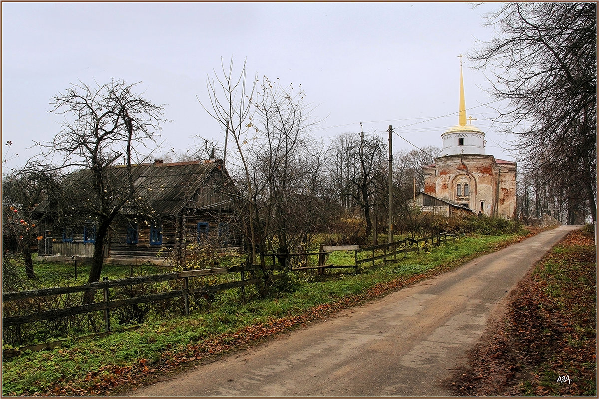 *** - Роланд Дубровский