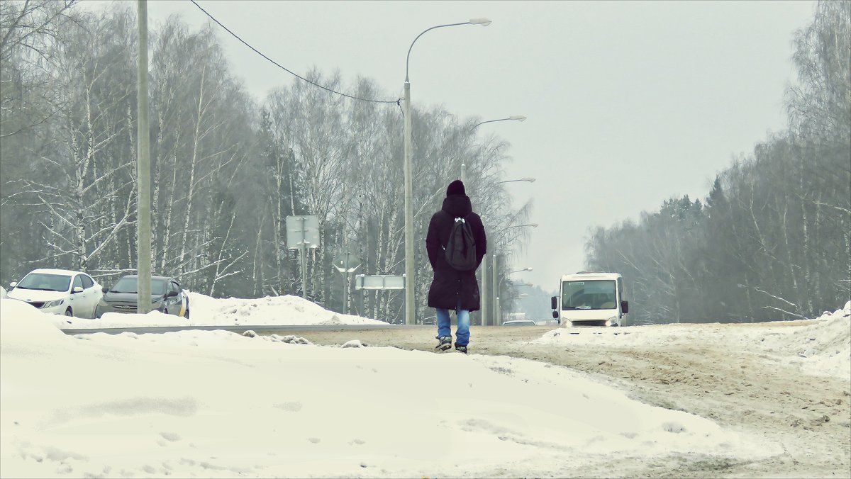 Человек в пальто - Людмилаfdnjgjhpnhptn 