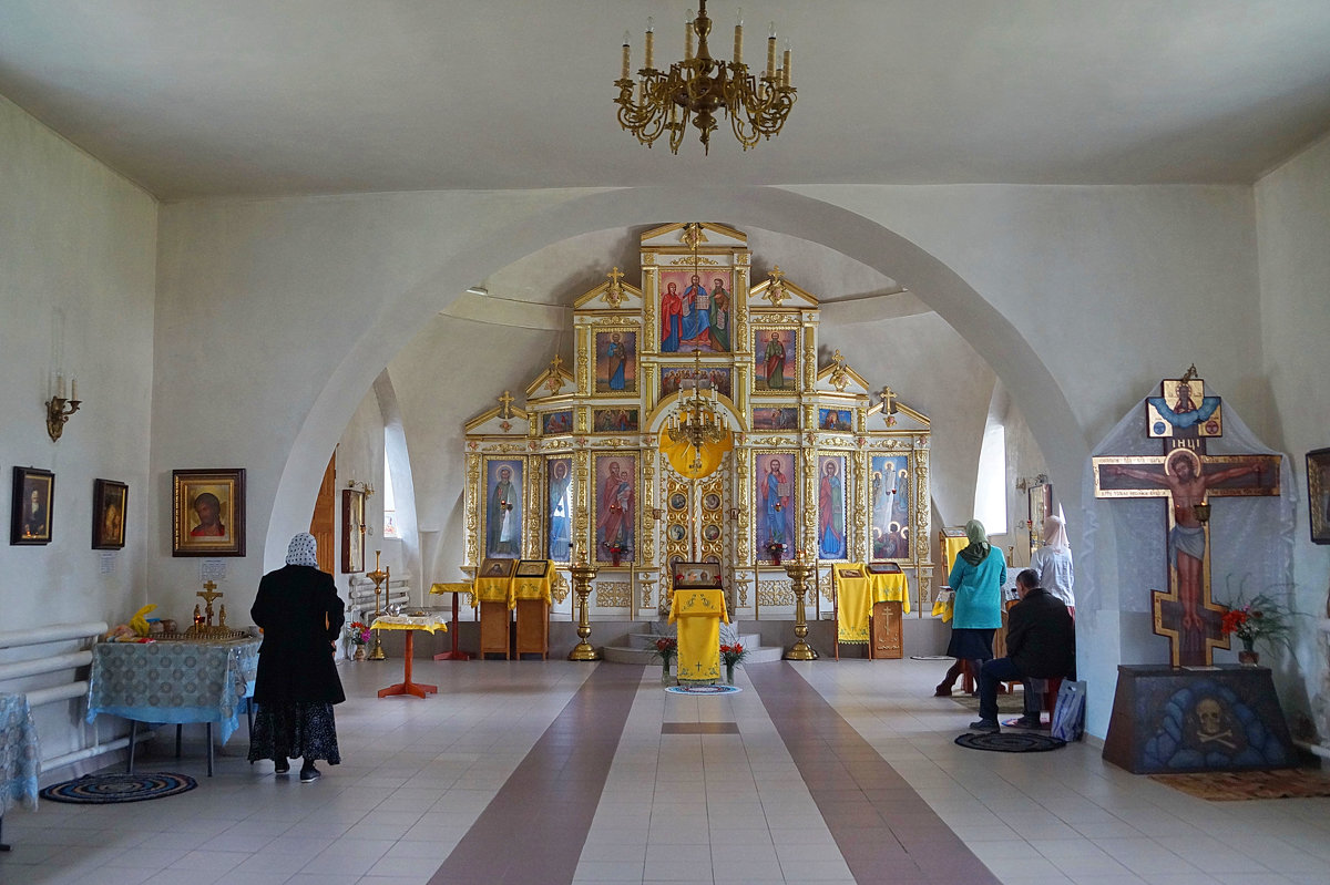 В сельском храме - Галина Кан