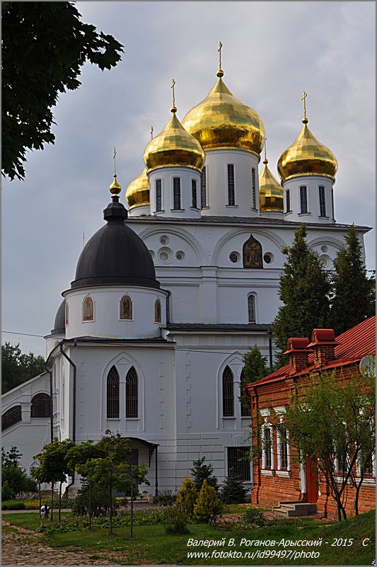 УСПЕНСКИЙ КАФЕДРАЛЬНЫЙ СОБОР - Валерий Викторович РОГАНОВ-АРЫССКИЙ