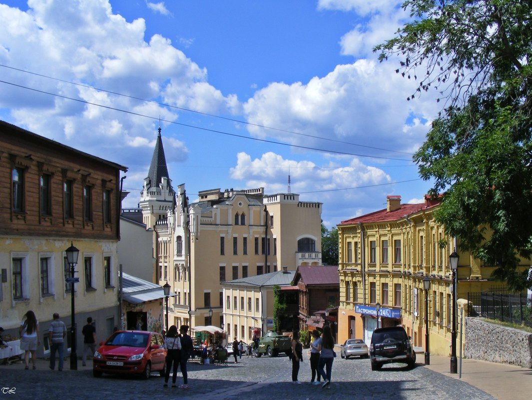 Андреевский спуск - Татьяна Ларионова