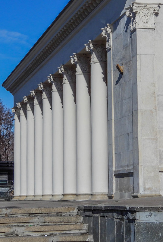 колоннада - Сергей Лындин колоннада - Сергей Лындин