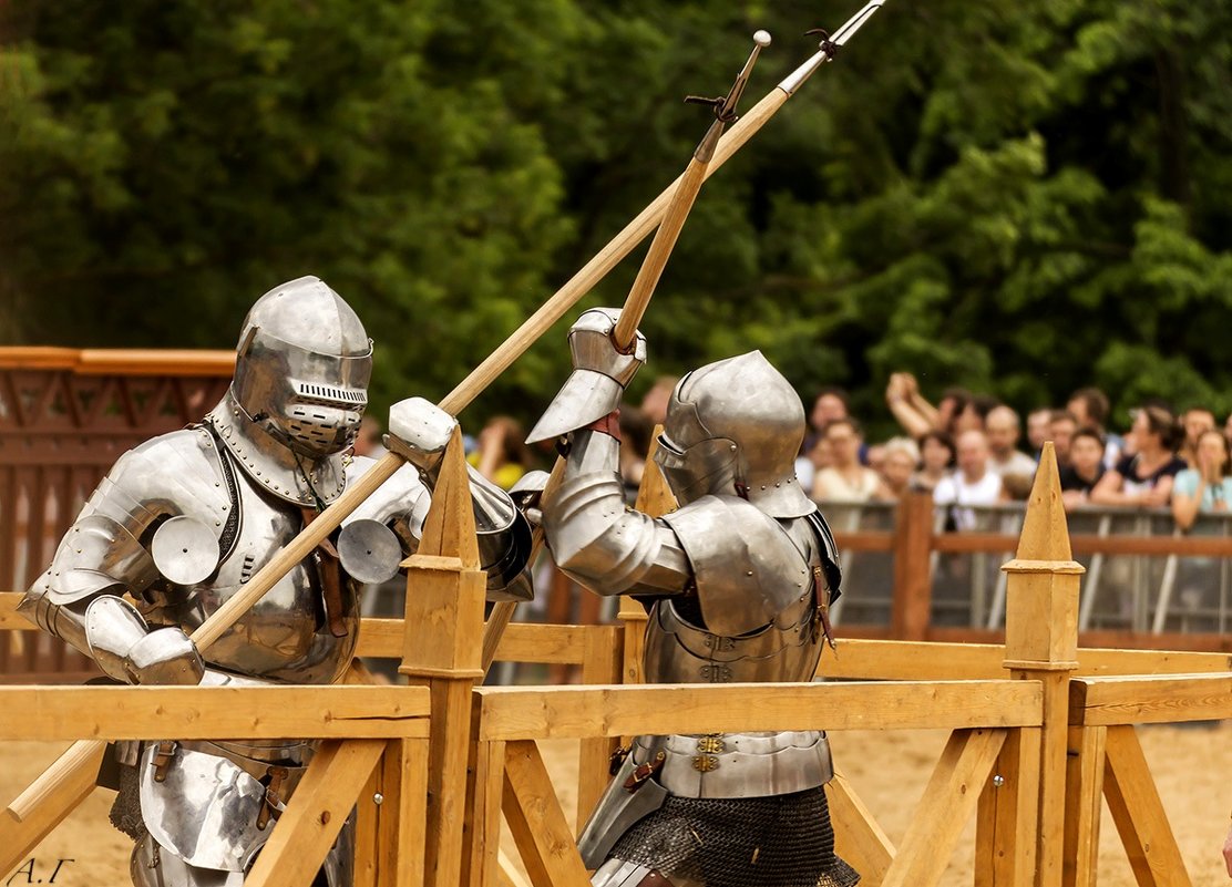 На копьях - Александр 