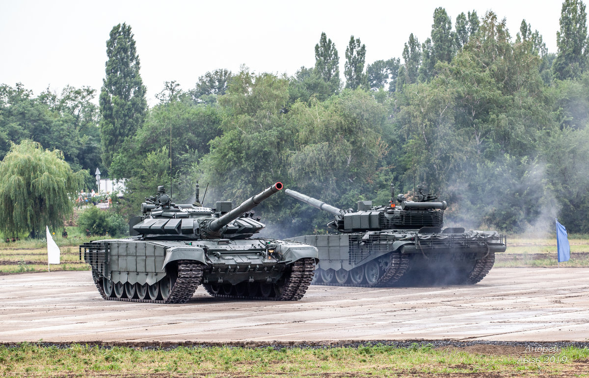 2019-06-28 Военно-технический форум «Армия-2019» - Андрей Lyz