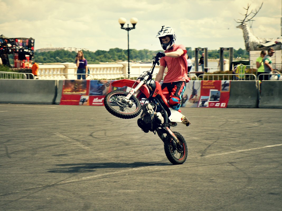 Серия: "Moto Family Days 2019" - Андрей Головкин