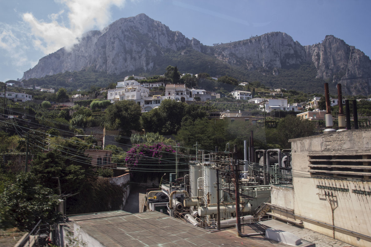 Склоны острова Капри - Александр Рябчиков Склоны острова Капри - Александр Рябчиков