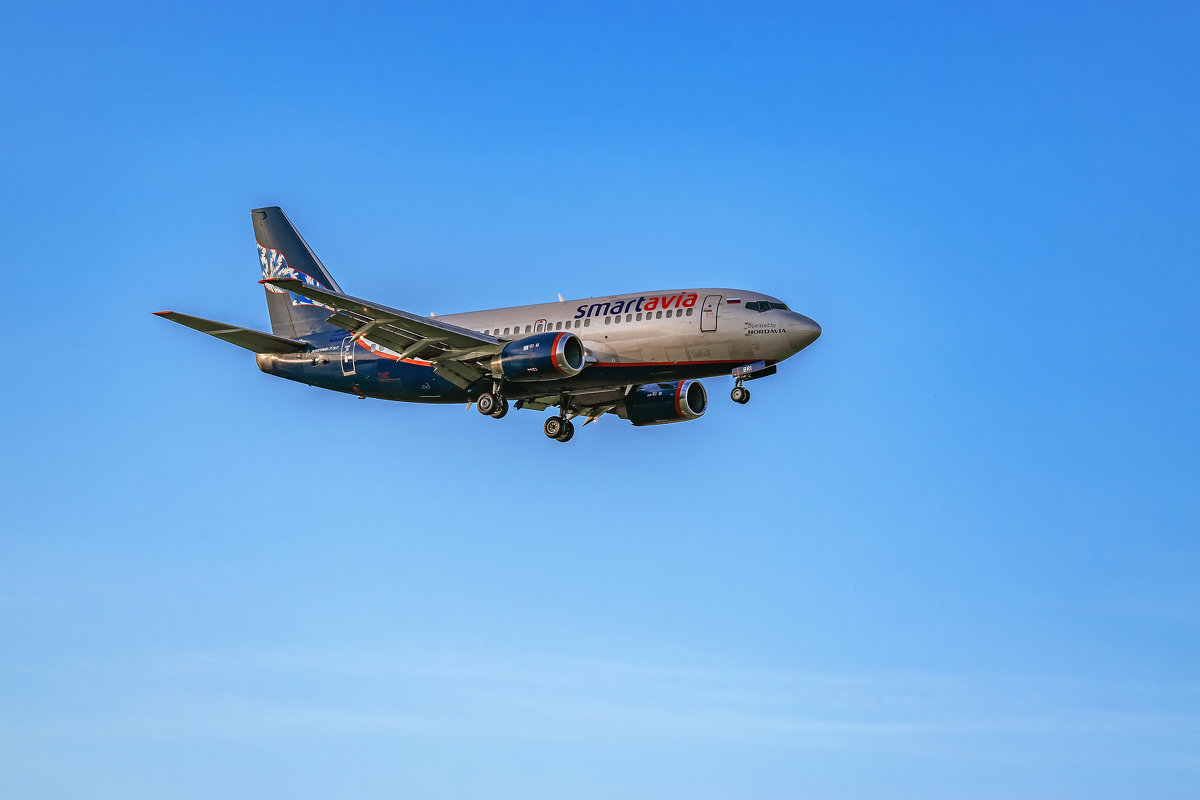 BOEING 737-700NG (VQ-BRI) - Володька Завитушкин