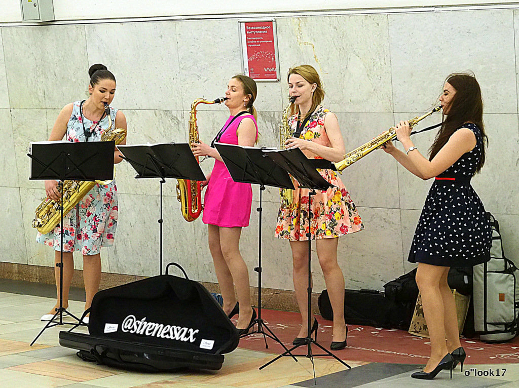 живая музыка в метро - Олег Лукьянов