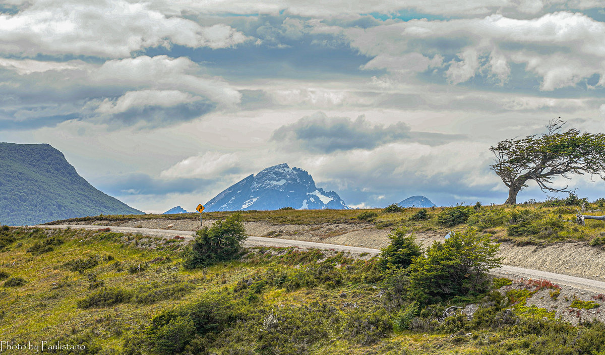 Дорогами Огненной Земли... - Владимир Жданов Дорогами Огненной Земли... - Владимир Жданов