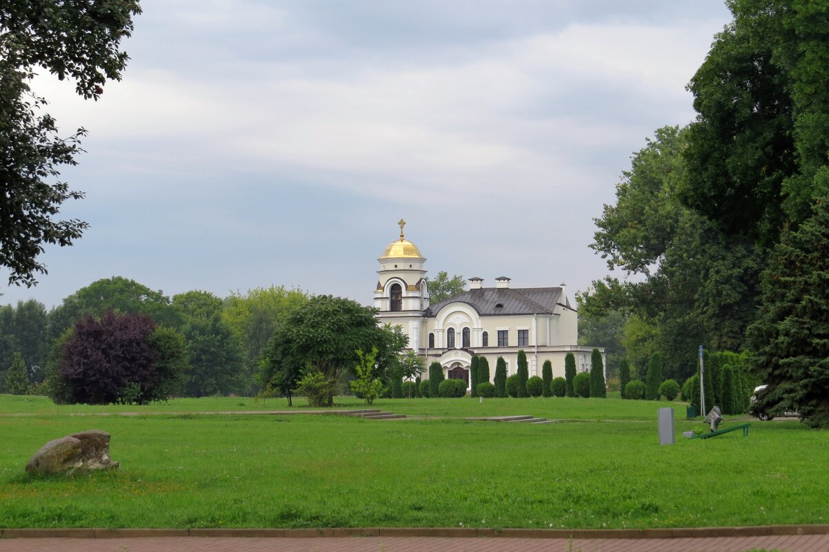 В Брестской крепости - Вера Щукина