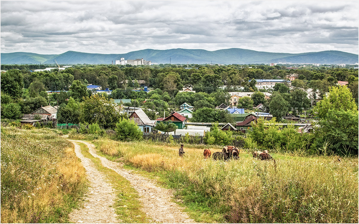 Городская  окраина - Людмила Фил