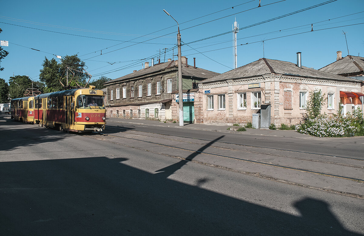 В Старом городе... - Валентин Амфитеатров 