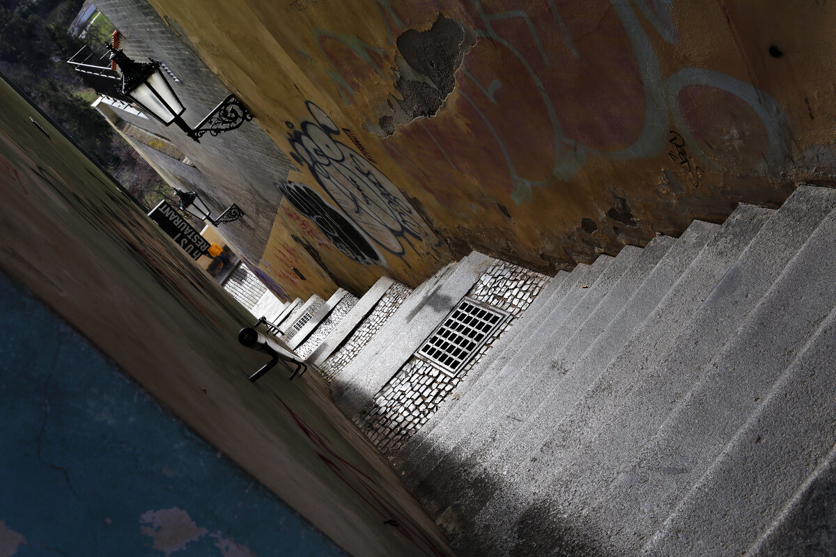 За синий угол вдоль жёлтой стены или У тебя горизонт завален! - Татьяна [Sumtime]