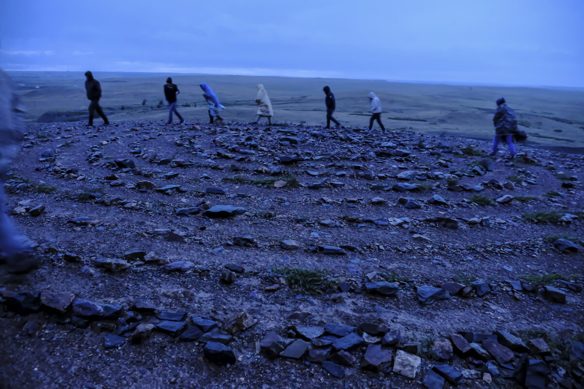 зомби крутятся в поиске космической (и земляной) энергии - Георгий А зомби крутятся в поиске космической (и земляной) энергии - Георгий А