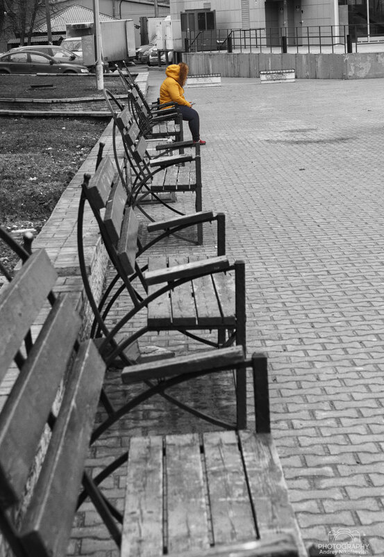 На лавочке. - Андрей На лавочке. - Андрей