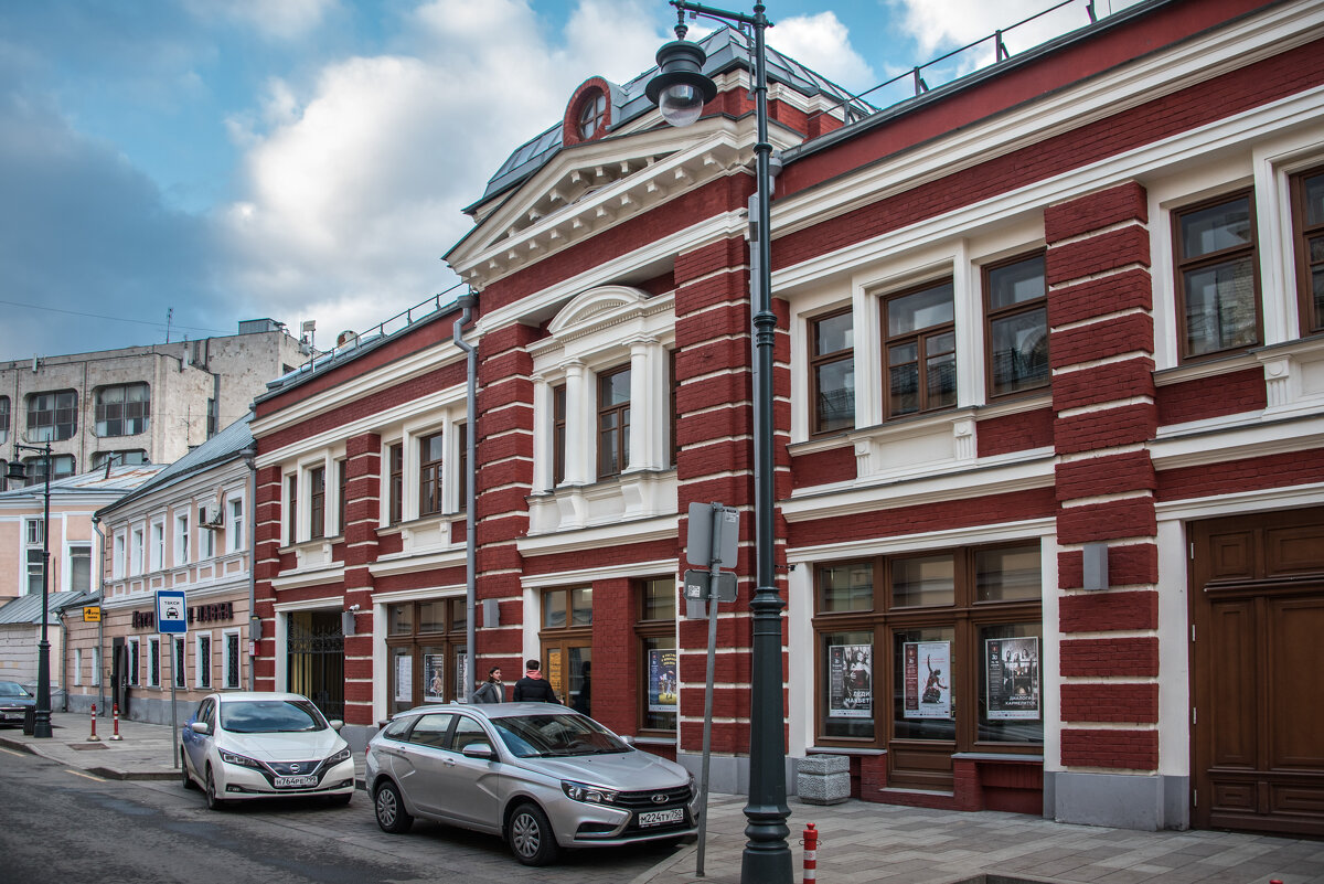 По улицам Москвы. - Владимир Безбородов