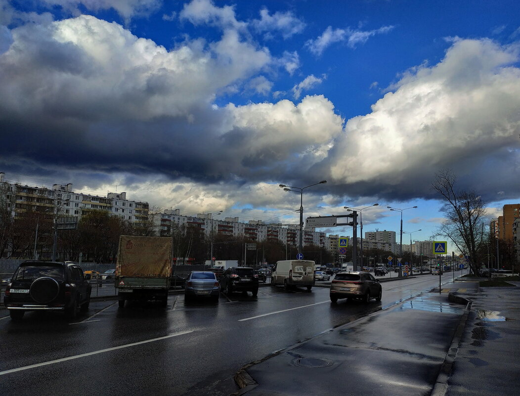 Тучи над Москвой сгущаются :-) - Андрей Лукьянов