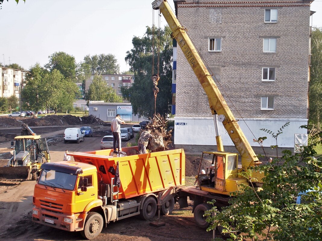 А у нас во дворе . - Венера Чуйкова