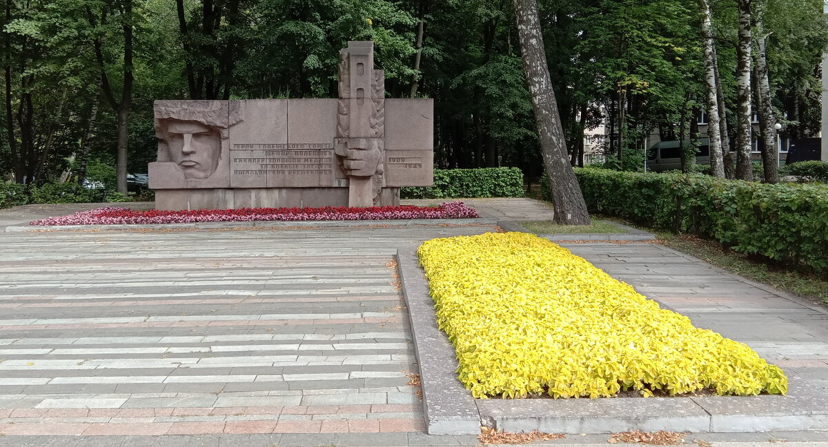 Памятник Фёдору Полетаеву - Tarka 