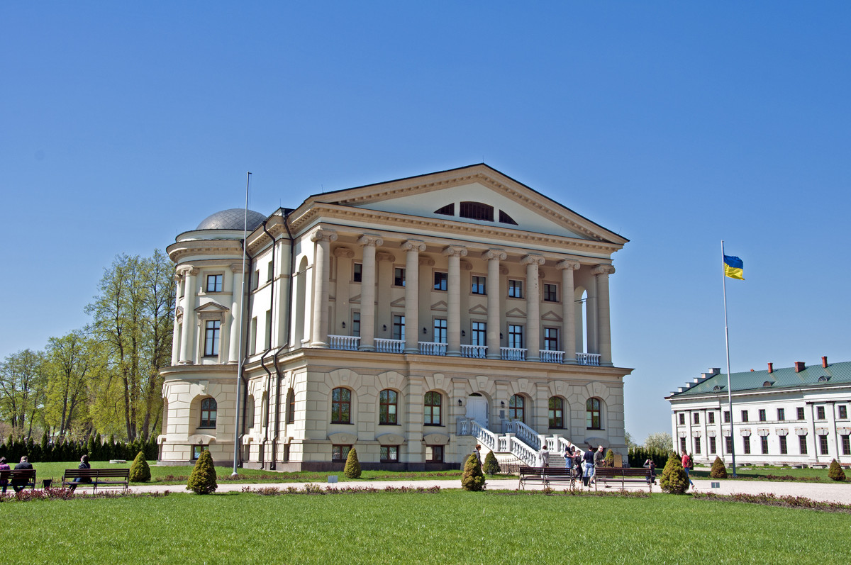 Rozumovsky Castle in Baturin - Roman Ilnytskyi