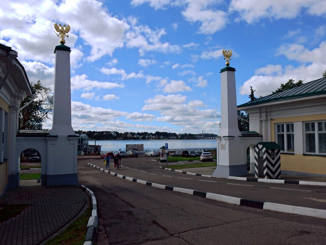 Московская застава на Волге - ТаБу 