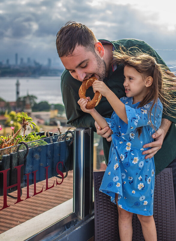 В Стамбуле с папой - Ирина Лепнёва В Стамбуле с папой - Ирина Лепнёва
