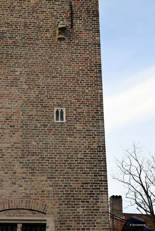 Архитектура Брюгге. Самое маленькое окошко в городе - Татьяна Ларионова Архитектура Брюгге. Самое маленькое окошко в городе - Татьяна Ларионова