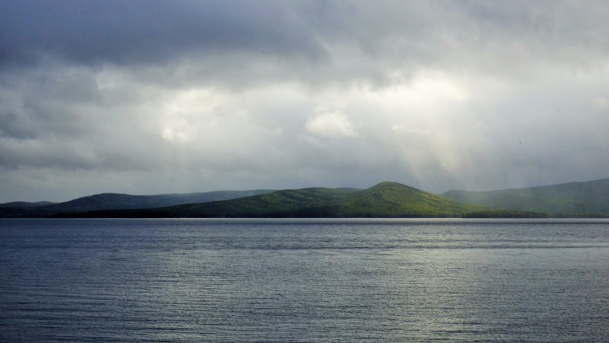 Перед дождем - Oksana *** Перед дождем - Oksana ***