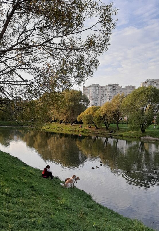 В парке Малиновка - Елена Павлова (Смолова) В парке Малиновка - Елена Павлова (Смолова)