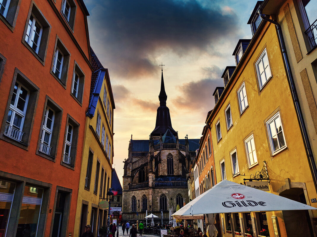 улицы Парижа. - Андрей .