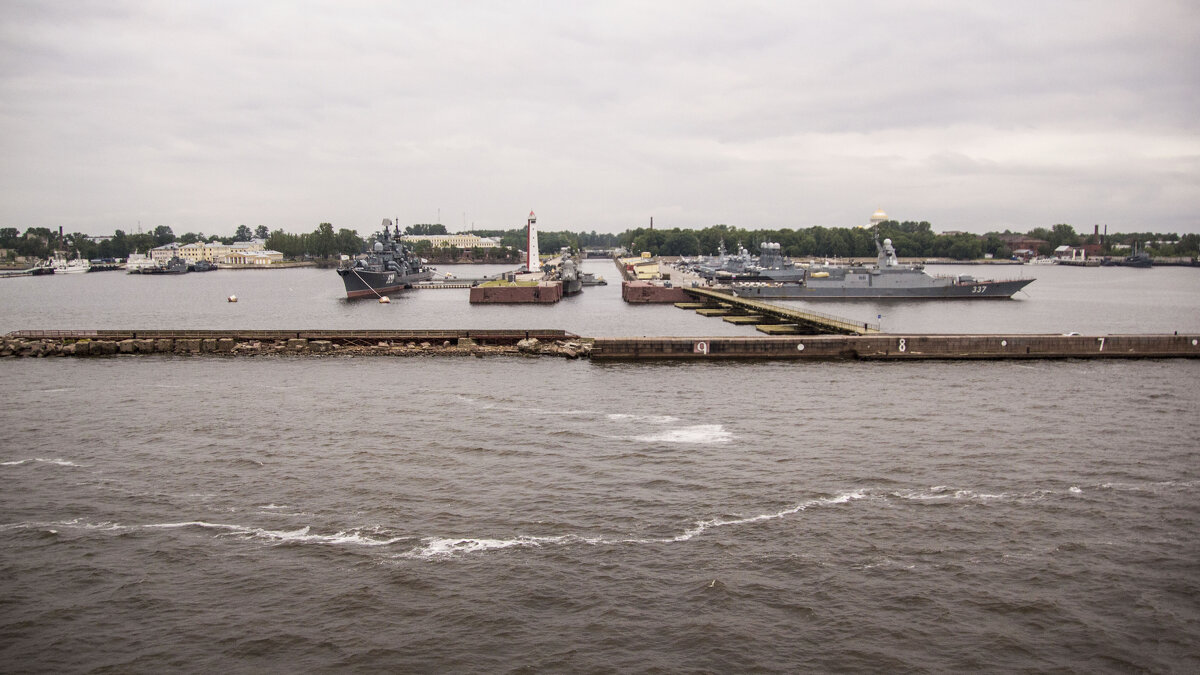 Кронштадт - город на воде-2 - Александр Рябчиков Кронштадт - город на воде-2 - Александр Рябчиков