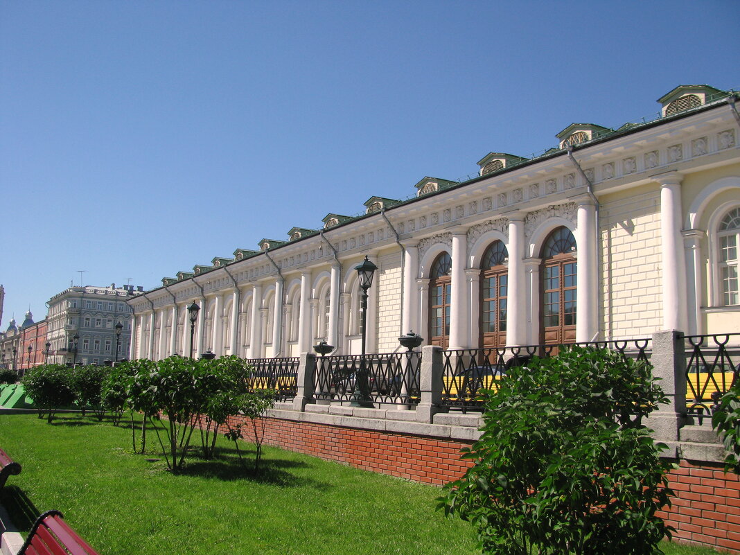 Москва. Александровский сад. - Владимир Драгунский