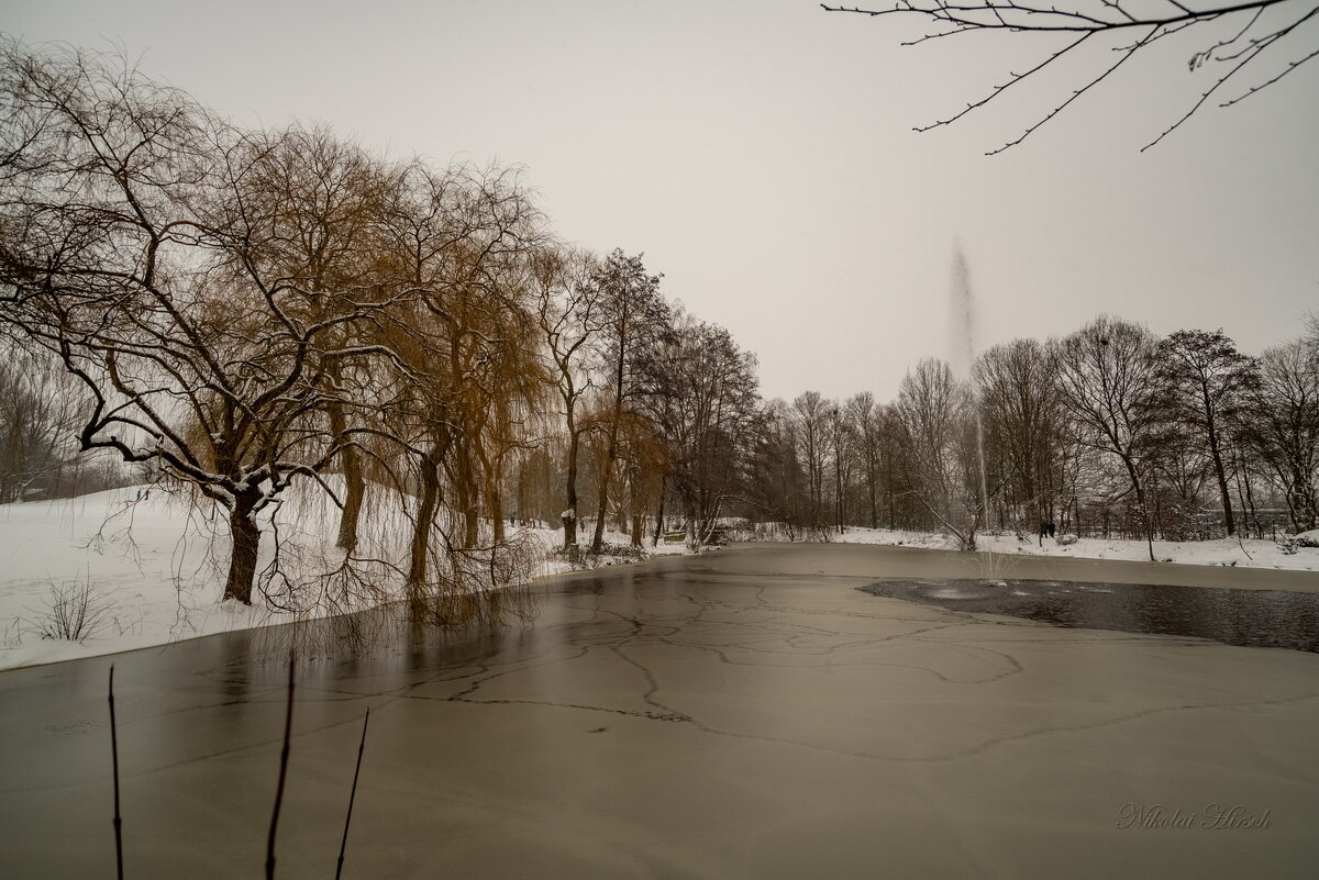 Неунывающий фонтан - Николай Гирш Неунывающий фонтан - Николай Гирш
