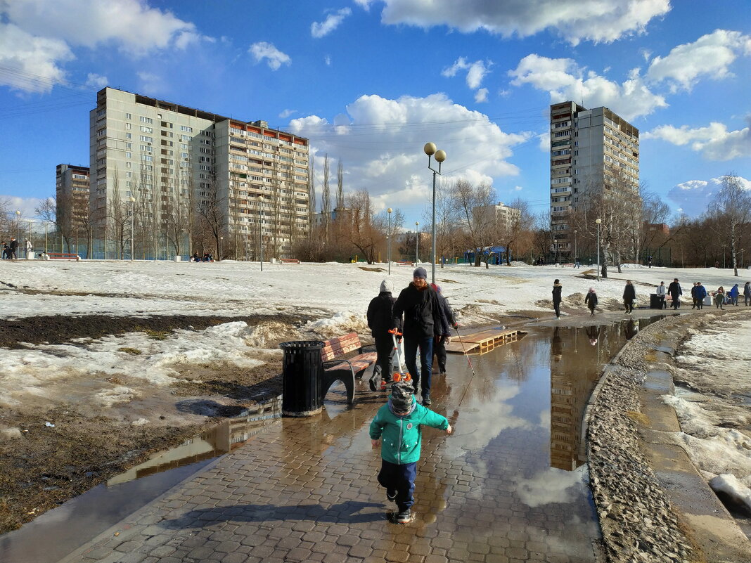 Я шагаю по Москве - Андрей Лукьянов