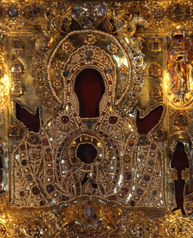 Каждый человек — это икона, которую нужно отреставрировать, чтобы увидеть Лик Божий. - Tatiana Markova Каждый человек — это икона, которую нужно отреставрировать, чтобы увидеть Лик Божий. - Tatiana Markova