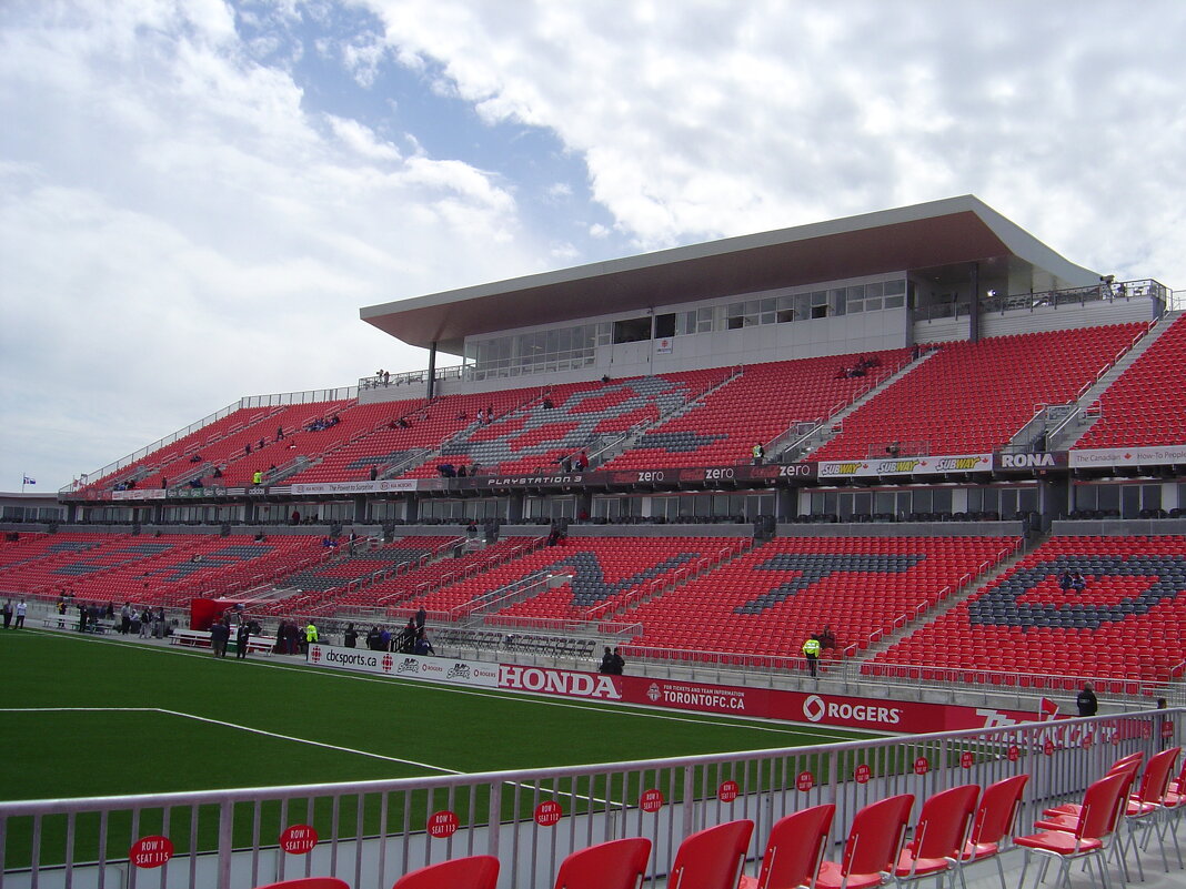 Стадион BMO Field  до реконструкции - Юрий Поляков