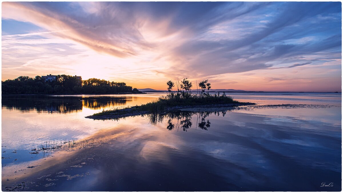 .... - Dmitry Ozersky .... - Dmitry Ozersky